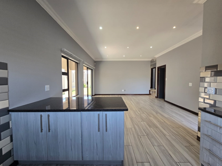 3 Bedroom Property for Sale in Melodie North West